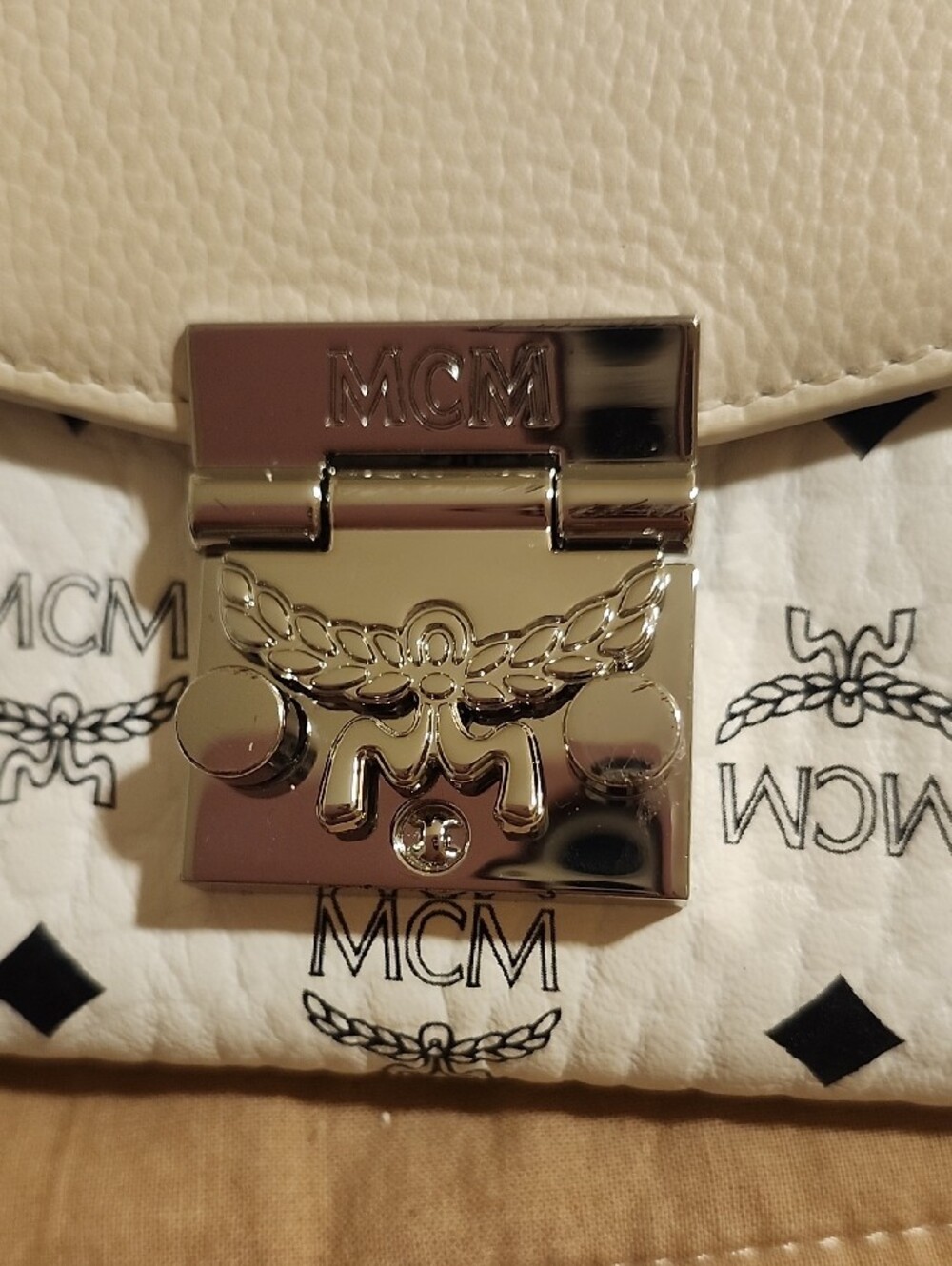 MCM White Logo Leather Envelope Crossbody with Silver Chain - Picture 2 of 7